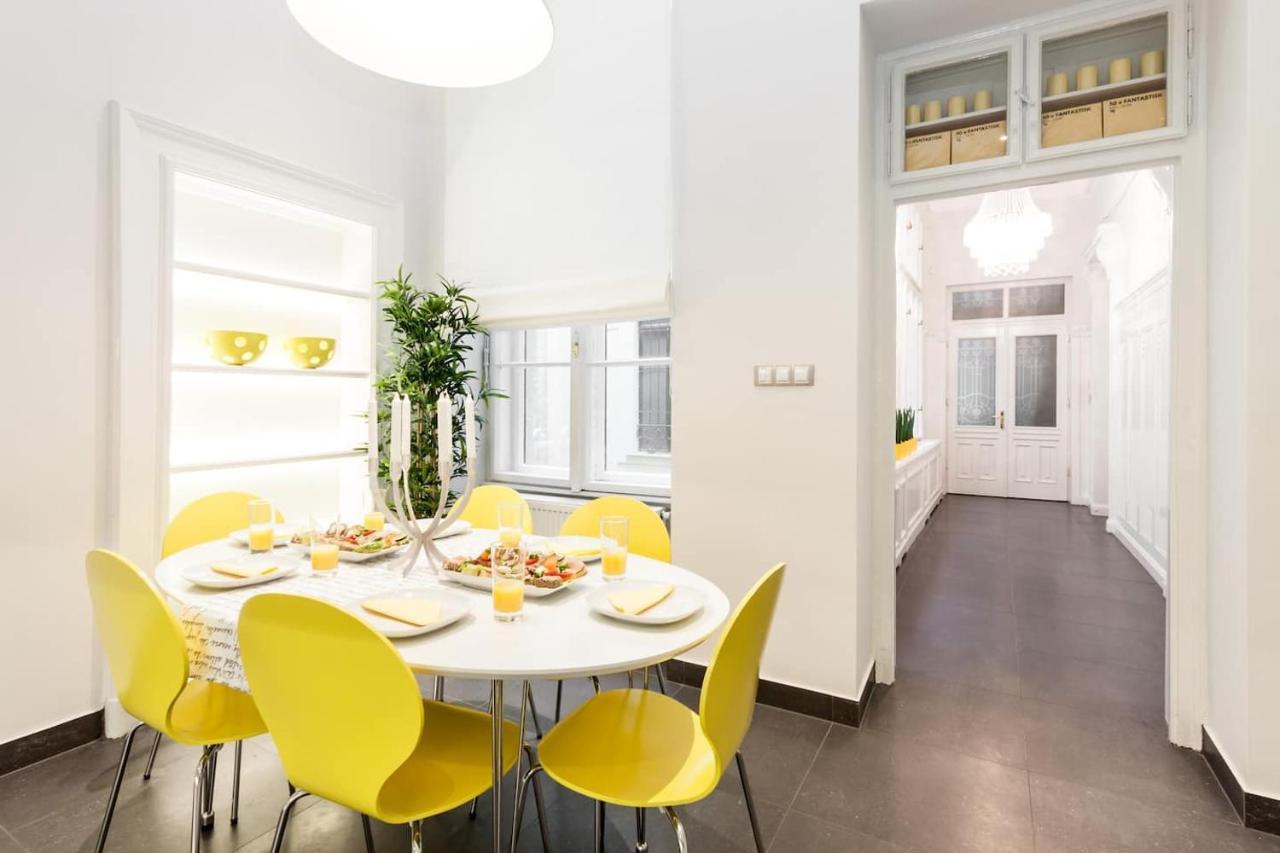 Bpr Sophisticated Astoria Suite With Balcony Budapest Luaran gambar